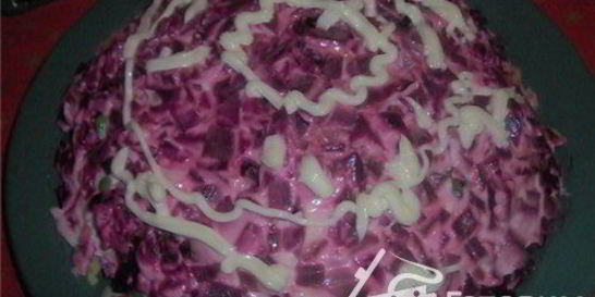 Салат из тунца типа под шубой