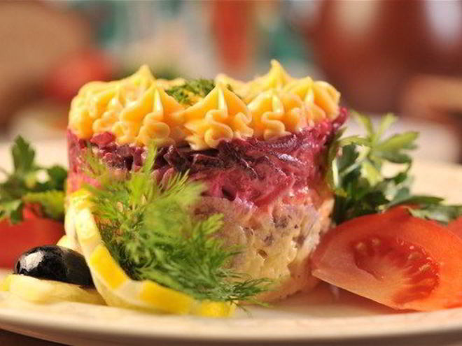 Рецепт сельди под шубой с яблоком и лимонным соком