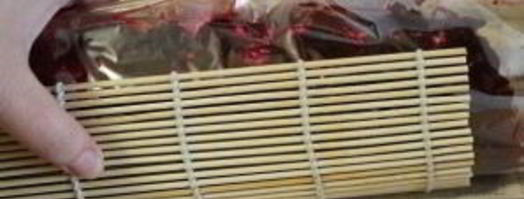 селедка под шубой в пленке. Шаг 8