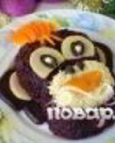 Селедка под шубой в виде обезьянки