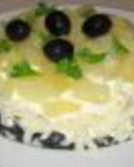 Салат с ананасами и шампиньонами