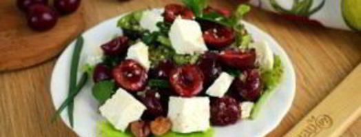 салат с черешней и сыром. Шаг 4