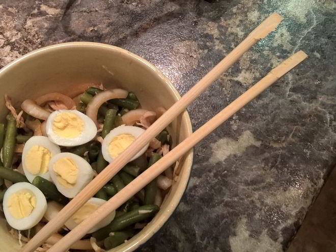 Рецепт салата с фасолью и курицей