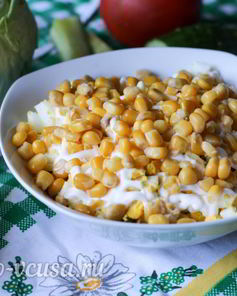 Салат с курицей и огурцом