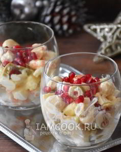 Салат с морепродуктами и грибами