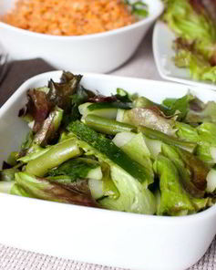 Салат с огурцами и мятой