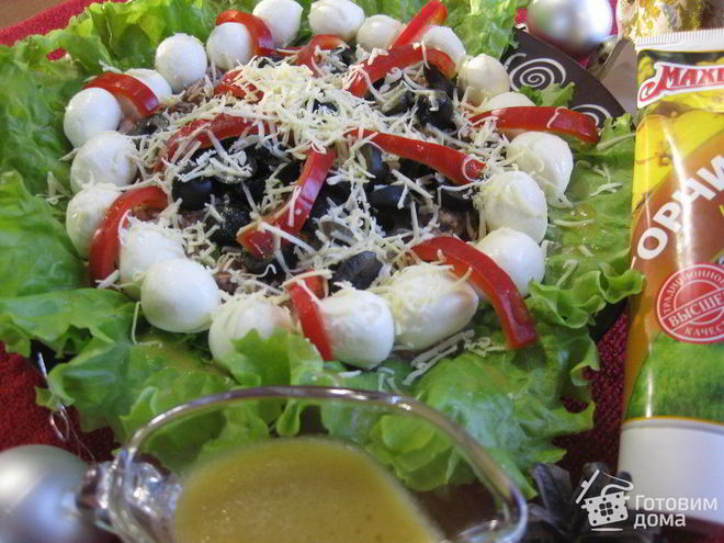 Рецепт салата с тунцом и моцареллой