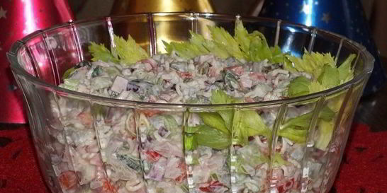 Салат со стеблем сельдерея