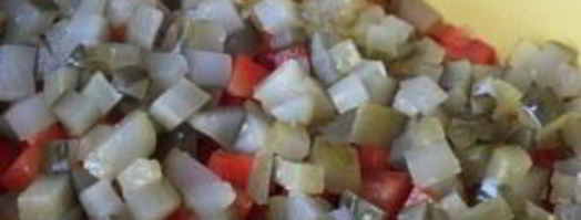 салат со стеблем сельдерея. Шаг 5