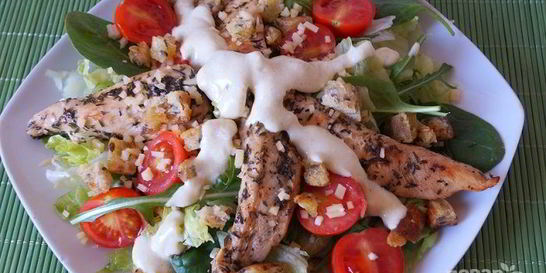 Салат Цезарь простой