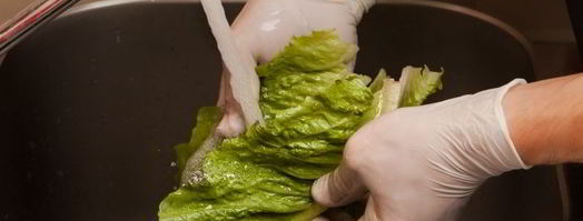 салат цезарь с креветками. Шаг 3