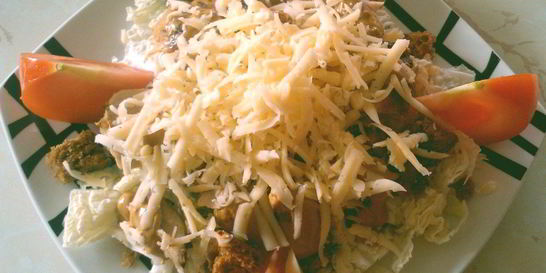 Салат Цезарь с курицей на гриле