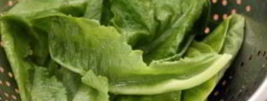 салат цезарь с морепродуктами. Шаг 4