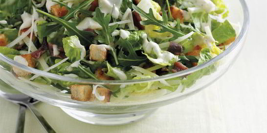 Соус для салата Цезарь с курицей