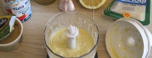 соус для салата цезарь. Шаг 11