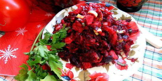 Салат Винегретный мотив с пикантной заправкой