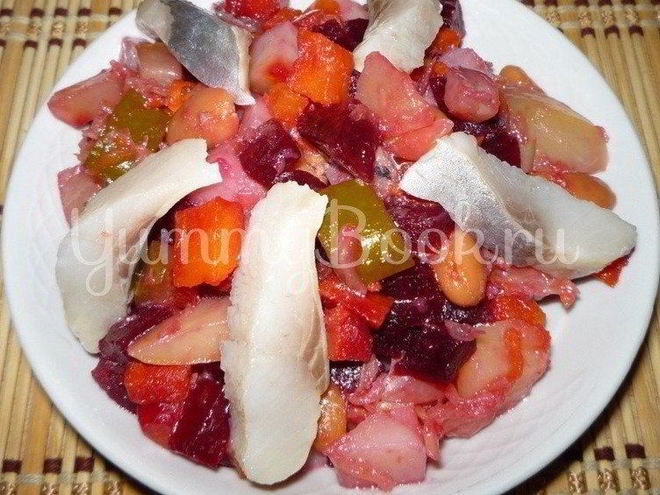 Рецепт винегрета с сельдью и консервированной фасолью