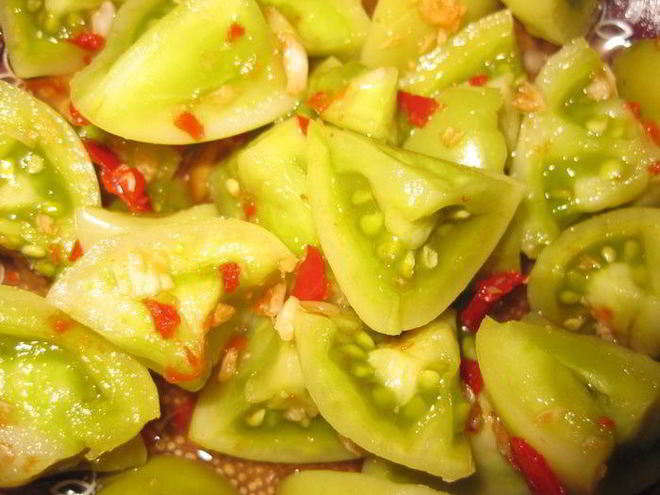 Рецепт маринованных зеленых помидоров в кисло-сладком, остром маринаде закусон