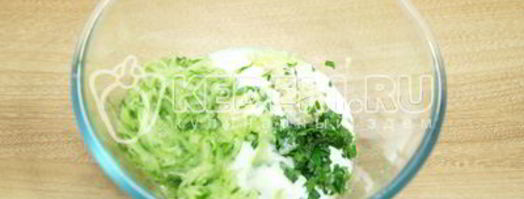 сметанный соус весенний. Шаг 4