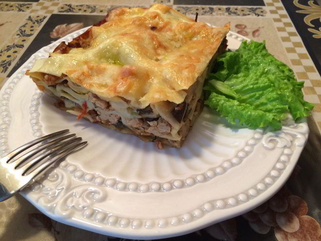 Рецепт мясной лазанья с бешамель и болонезе с баклажаном