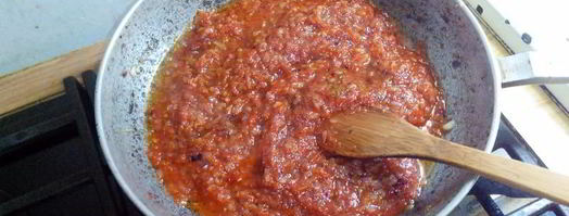 соус для пиццы на помидорах и луке. Шаг 4