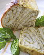 Хлеб с соусом песто