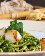 Лингвини с соусом песто