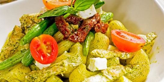 Паста лумакони с соусом песто