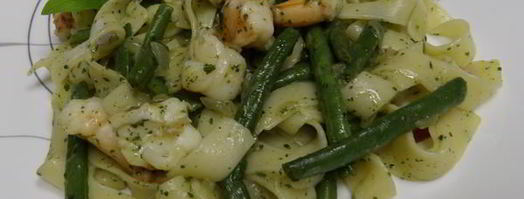 паста с креветками и фасолью под соусом песто. Шаг 7