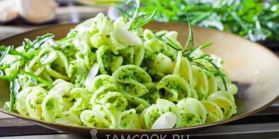 Песто из рукколы