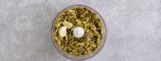 песто из тыквенных семечек. Шаг 7