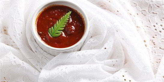 Песто из вяленых томатов и грецких орехов