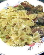 Рыба под соусом песто в горшочках