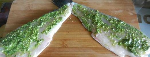 сибас, запеченый с соусом песто. Шаг 18
