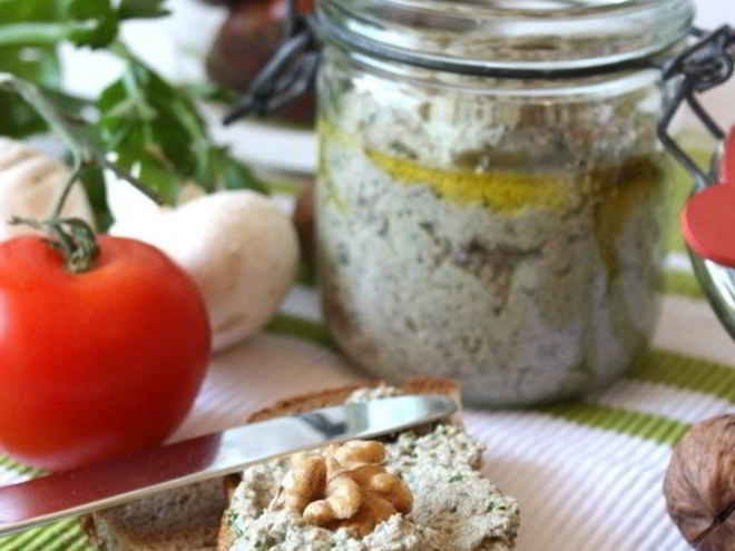 Рецепт соуса песто из грибов с рикоттой