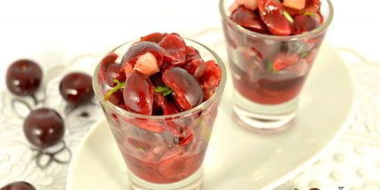 Острая вишневая сальса