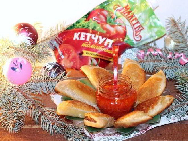 Рецепт пирожков эмпанадас с соусом сальса