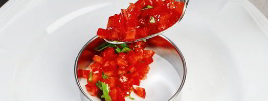 фаршированные кальмары на тартаре из томатов. Шаг 7