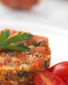 Тартар из Чоризо с сыром и томатами