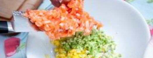 тартар из лосося с авокадо. Шаг 8