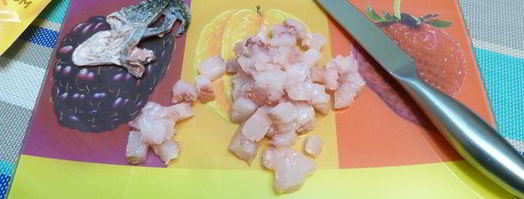 тартар из муксуна с брусничным соусом. Шаг 7