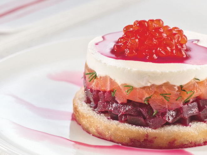 Рецепт тартара из свеклы и форели с красной икрой