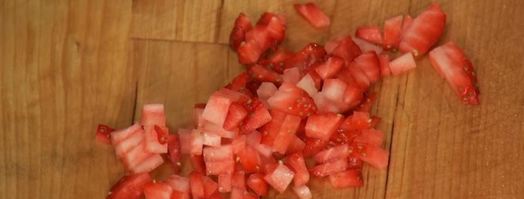 тартар из тунца со свежей клубникой. Шаг 3