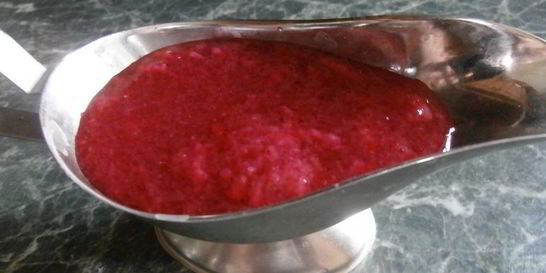 Соус Ткемали из красной смородины