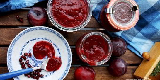 Ткемали из сливы