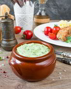 Сырный соус со шпинатом