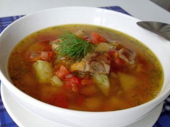 Рецепт ароматного супа с жареной свининой