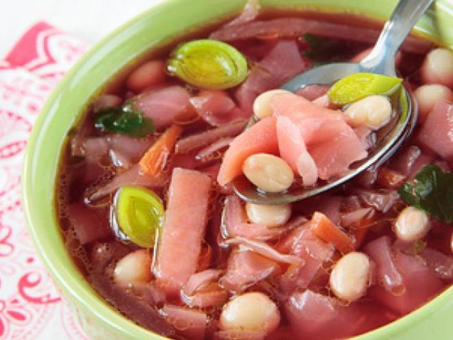 Рецепт борща с белой фасолью и пореем