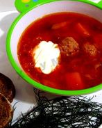 Борщ Сибирский с фрикадельками и томатной пастой