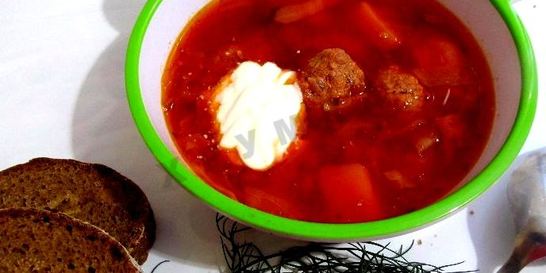 Борщ Сибирский с фрикадельками и томатной пастой